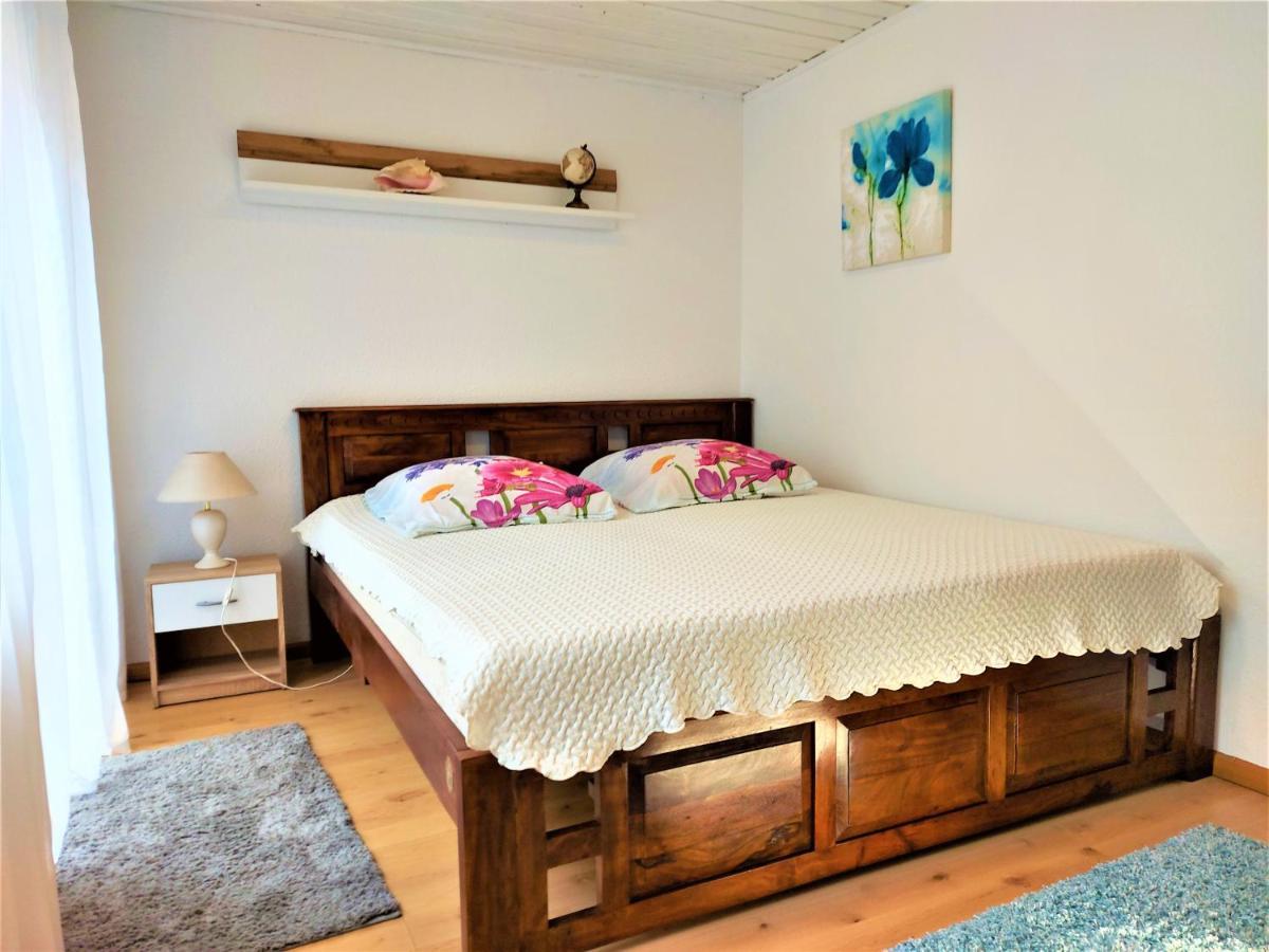 Einhausen  Apartment De Luxe 73 Qm Mit 3 Zimmer Und Terrasse מראה חיצוני תמונה