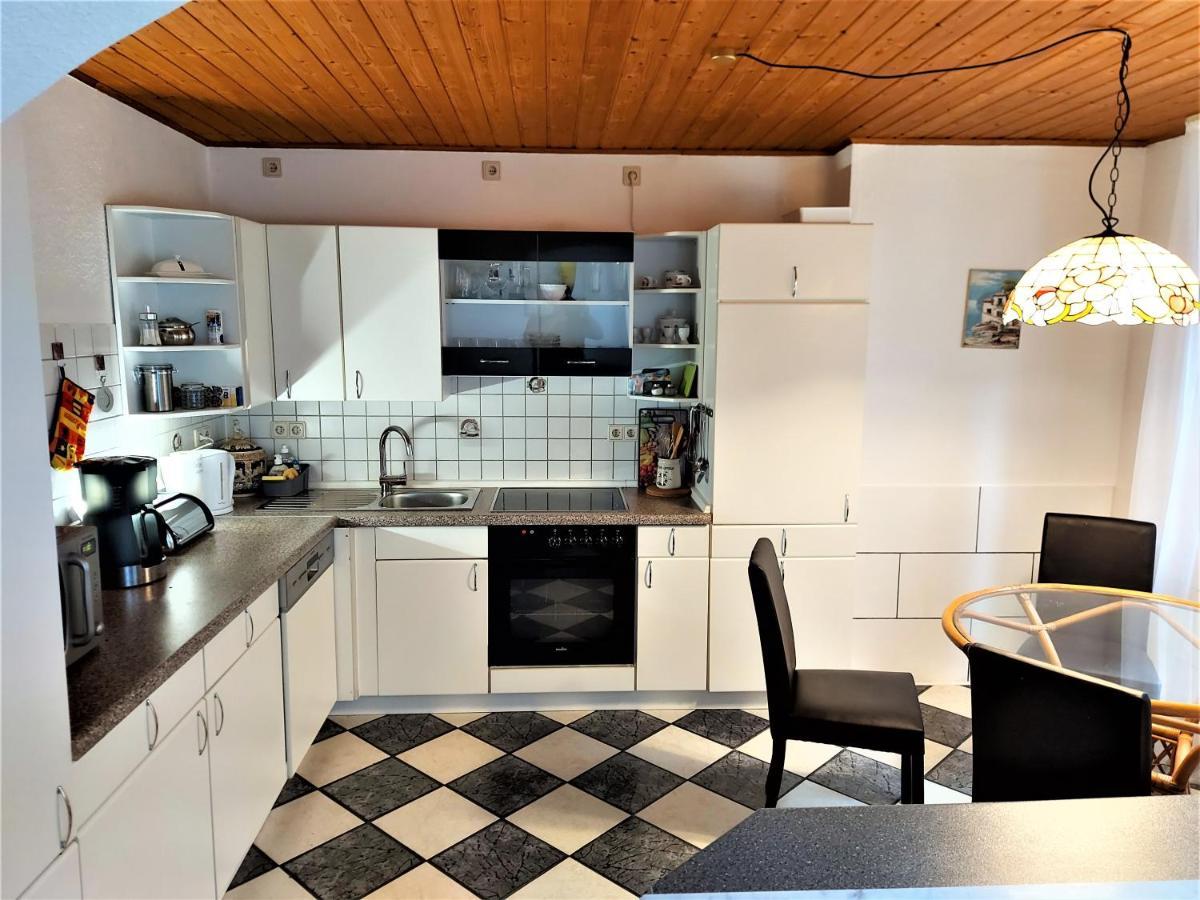 Einhausen  Apartment De Luxe 73 Qm Mit 3 Zimmer Und Terrasse מראה חיצוני תמונה