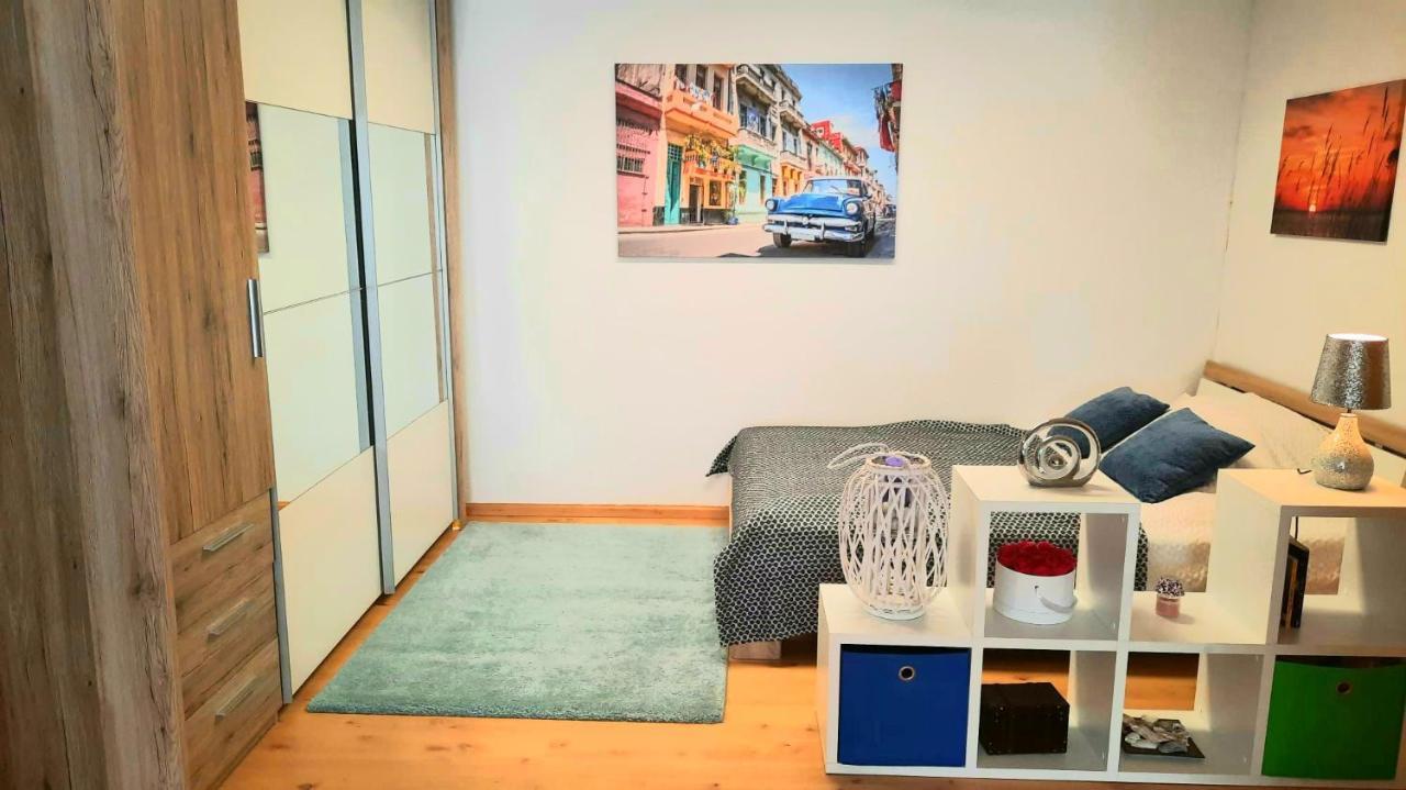 Einhausen  Apartment De Luxe 73 Qm Mit 3 Zimmer Und Terrasse מראה חיצוני תמונה